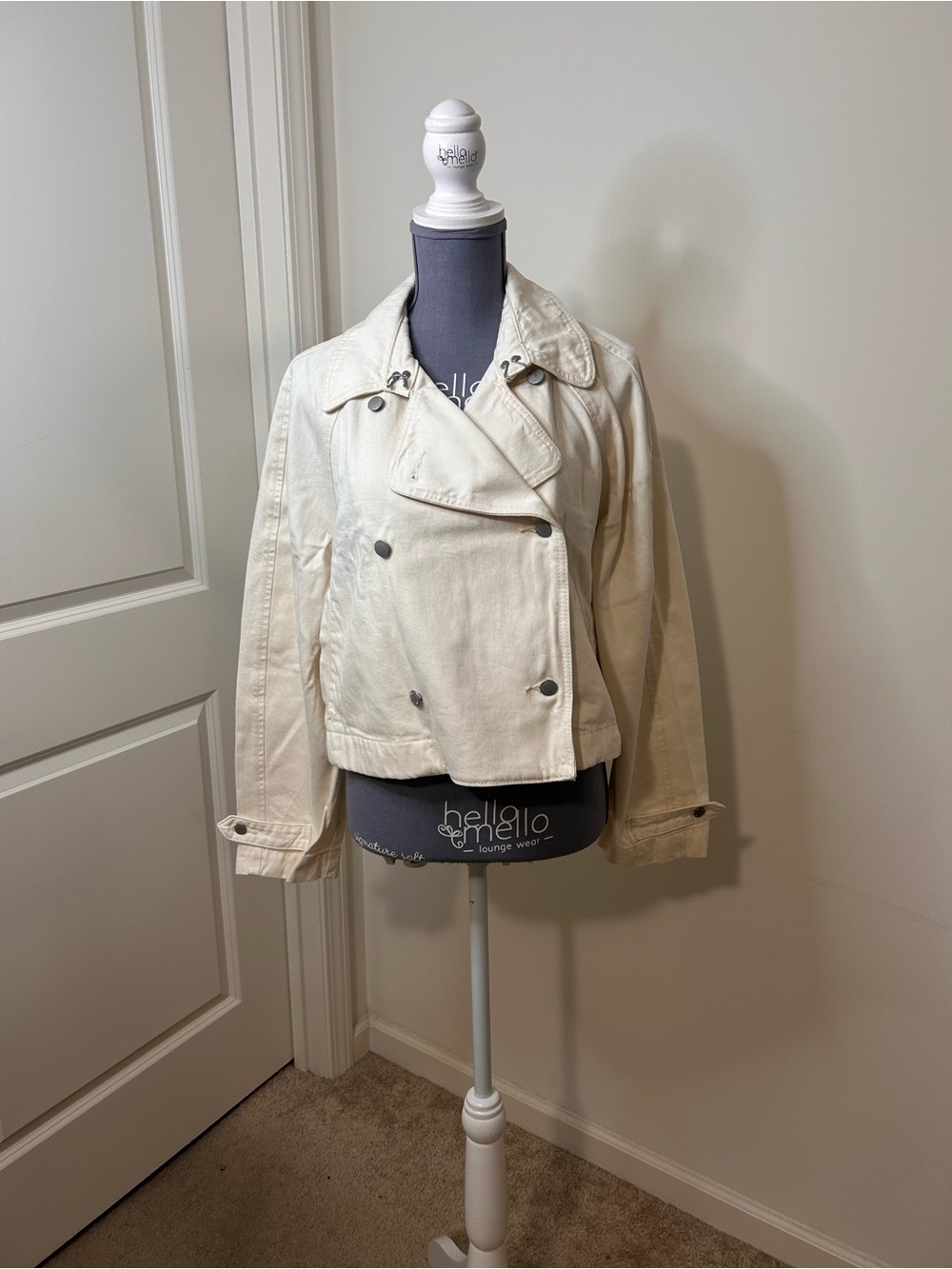 Universal Thread Denim Cropped Trench Jacket - Off-White L - Picture 2 of 9